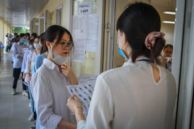 Đề thi THPT Quốc gia năm 2022 môn Sinh học chính thức (tất cả các mã đề) - Ảnh 1