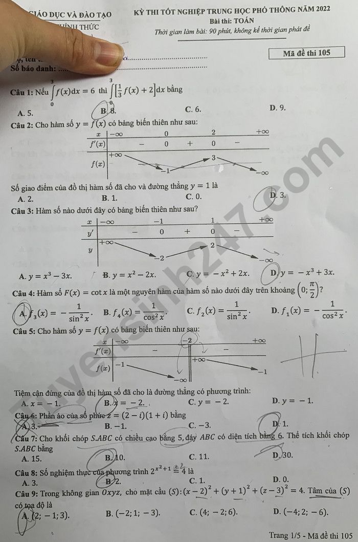 Đề thi và đáp án môn Toán thi tốt nghiệp THPT 2022 mã đề 105 - Ảnh 1