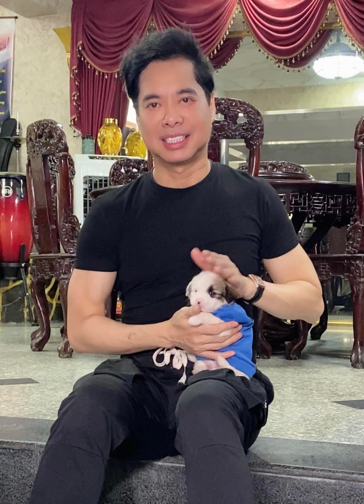 Không màng chuyện vợ con, danh ca Ngọc Sơn quyên tặng biệt thự 400 tỷ cho từ đường dòng họ - Ảnh 3