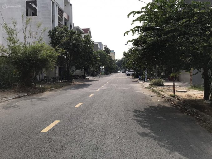 Người đàn ông tiên phong hiến 1.000 m2 đất làm đường ở TP. HCM - Ảnh 1