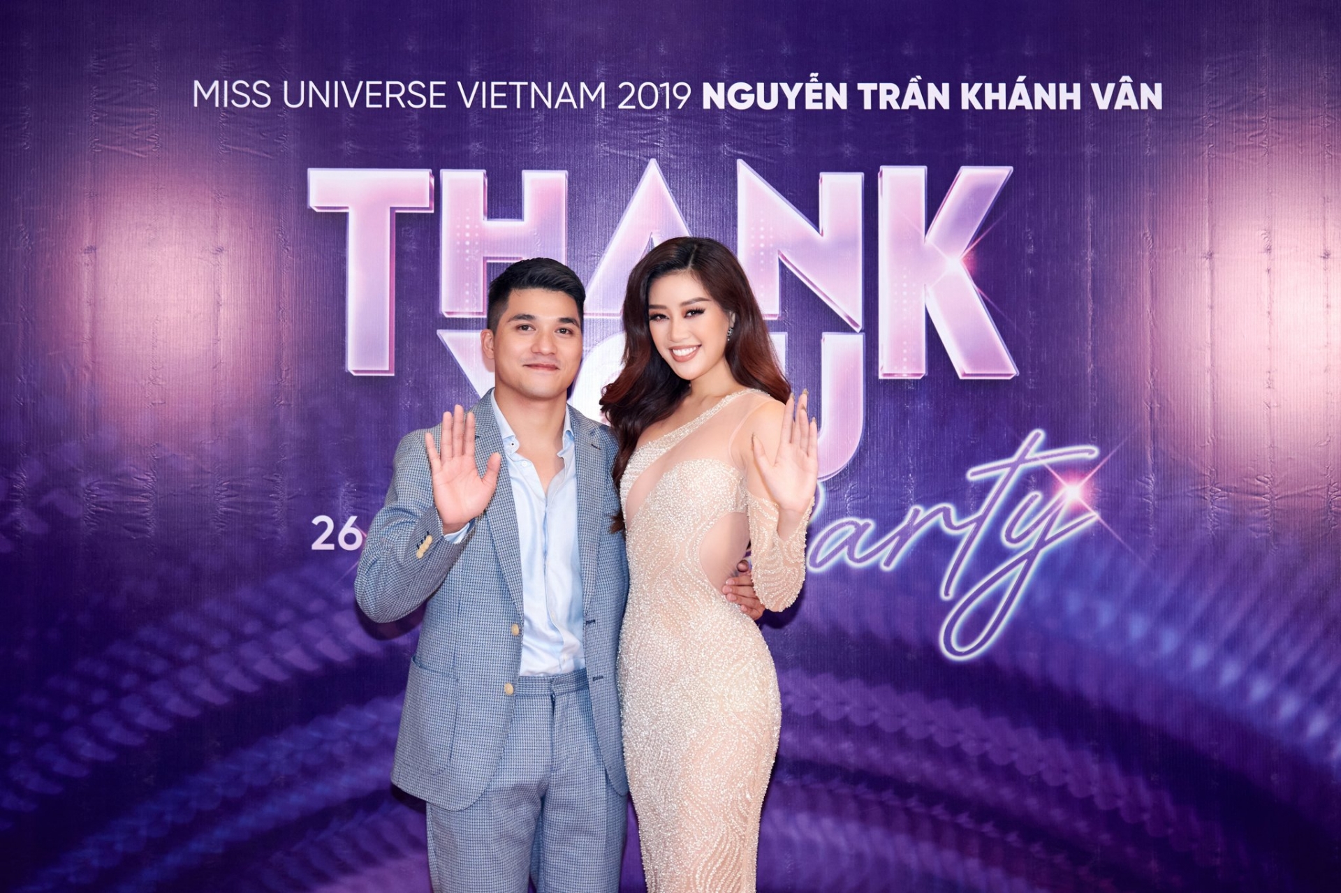 Khánh Vân thân thiết với Sen Vàng hậu rời Uni Corp - Ảnh 1