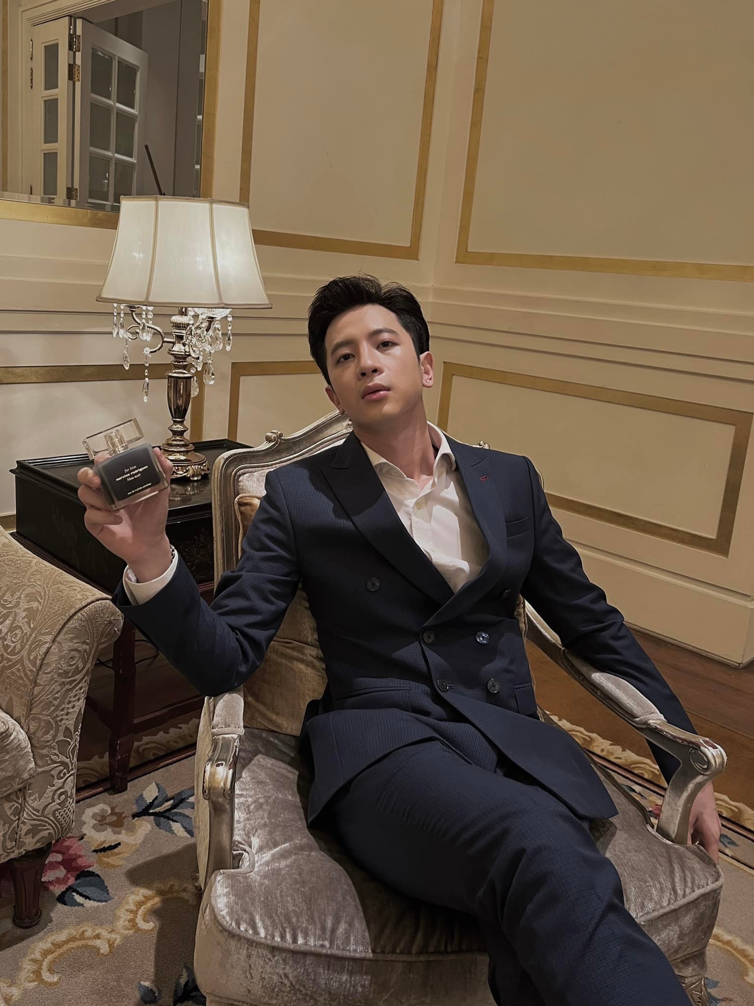 Phí Ngọc Hưng là ai? - Ảnh 7