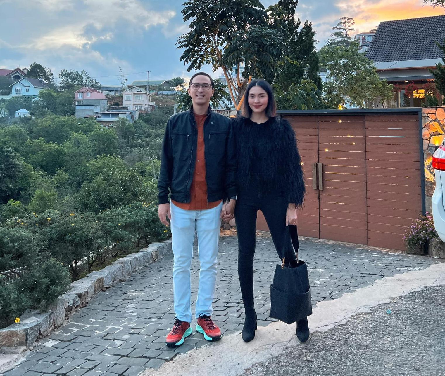 Tăng Thanh Hà trước khi làm dâu hào môn: Từng miệt mài múa rối, đóng kịch không thoại - Ảnh 1