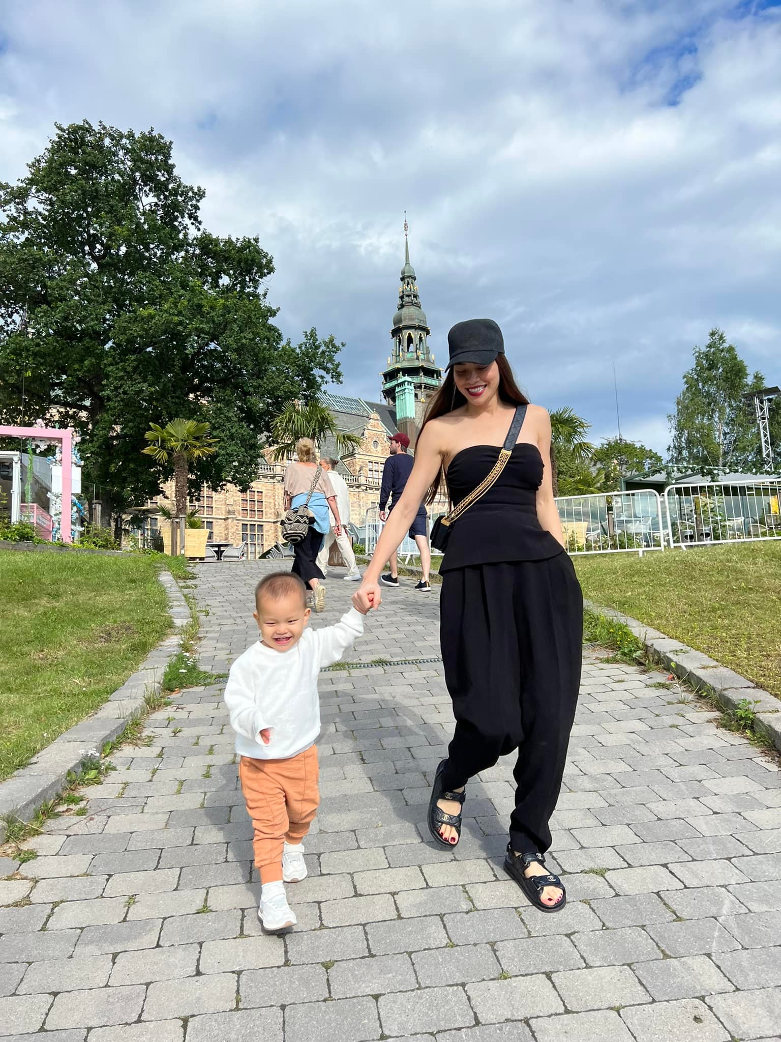 Hồ Ngọc Hà - Ảnh 1