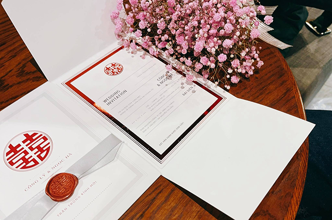 20+ mẫu thiệp cưới đẹp, sang trọng, hiện đại cho ngày trọng đại của bạn - Ảnh 1