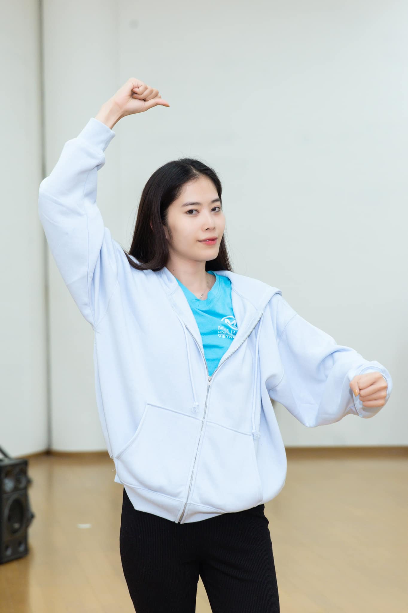 Nam Em vào top 10 Miss World Việt Nam 2022 nhờ lượng vote khủng - Ảnh 1