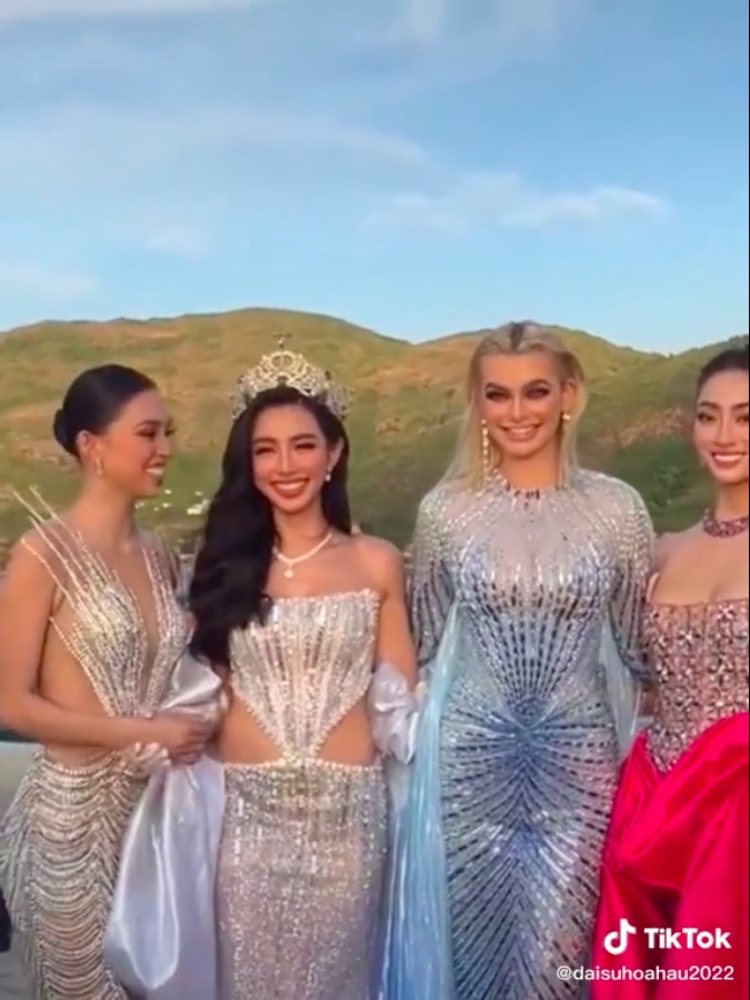 Thùy Tiên đọ sắc với Hoa hậu đẹp nhất Thế giới 2021 - Ảnh 1