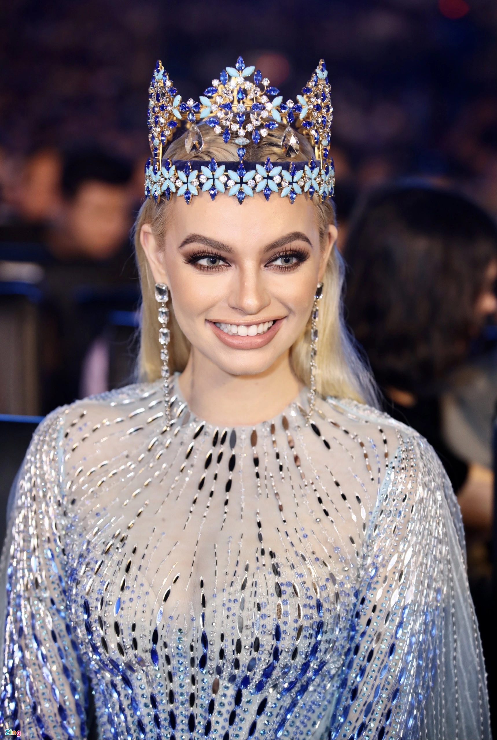 Thùy Tiên đọ sắc với Hoa hậu đẹp nhất Thế giới 2021 - Ảnh 1