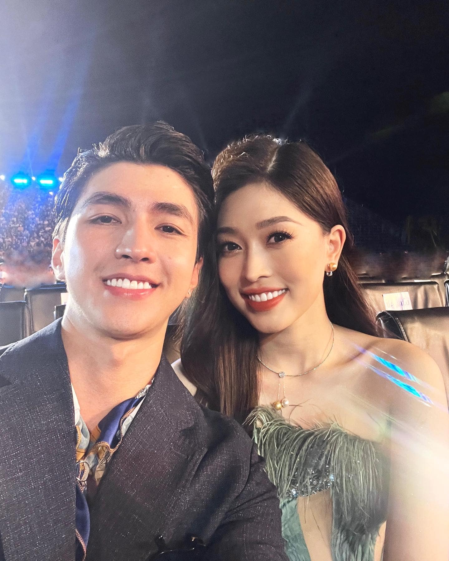 Trực tiếp Chung kết Miss World Vietnam 2022: Dàn người đẹp rạng rỡ đổ bộ thảm đỏ - Ảnh 1