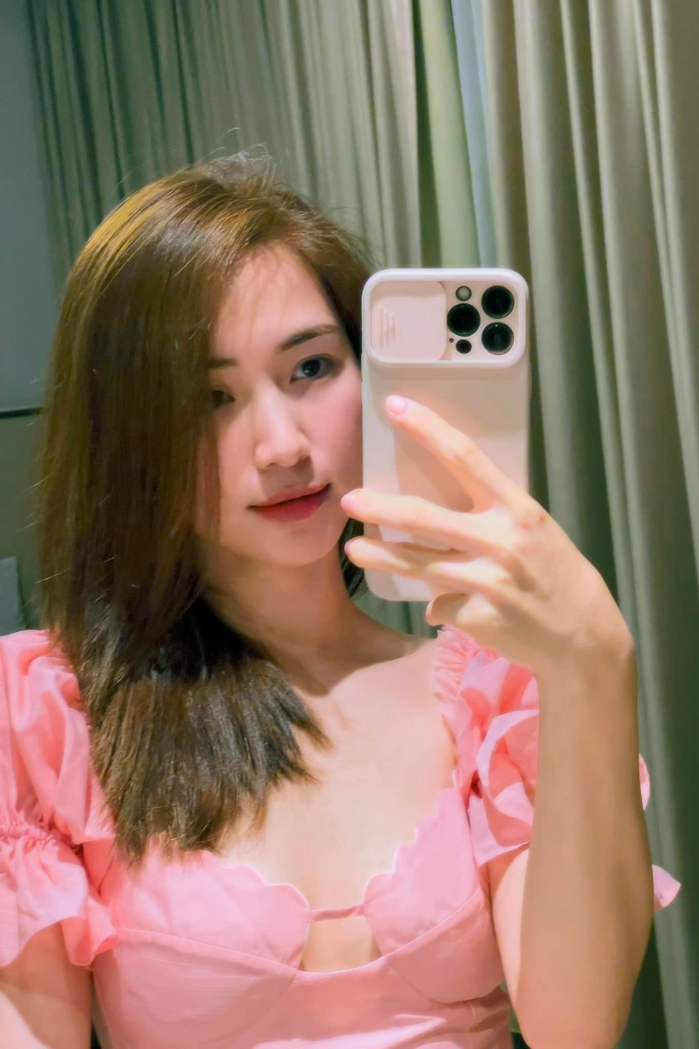 Hòa Minzy hóa thiếu nữ mới lớn trong loạt ảnh mới - Ảnh 2