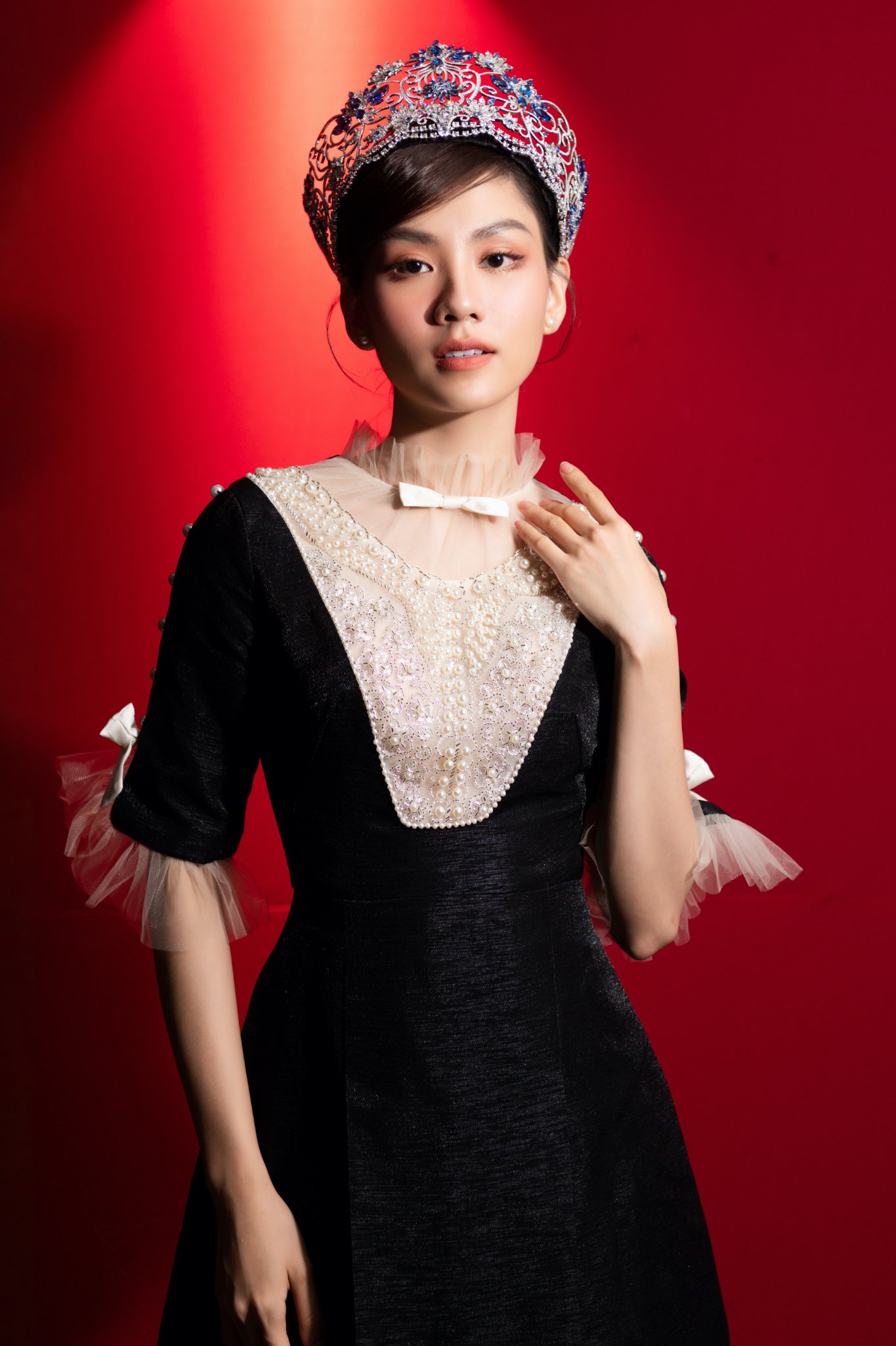 Tuổi 23, Hoa hậu Mai Phương vẫn có bí quyết cải thiện vòng 1 lên hẳn 7cm? - Ảnh 1