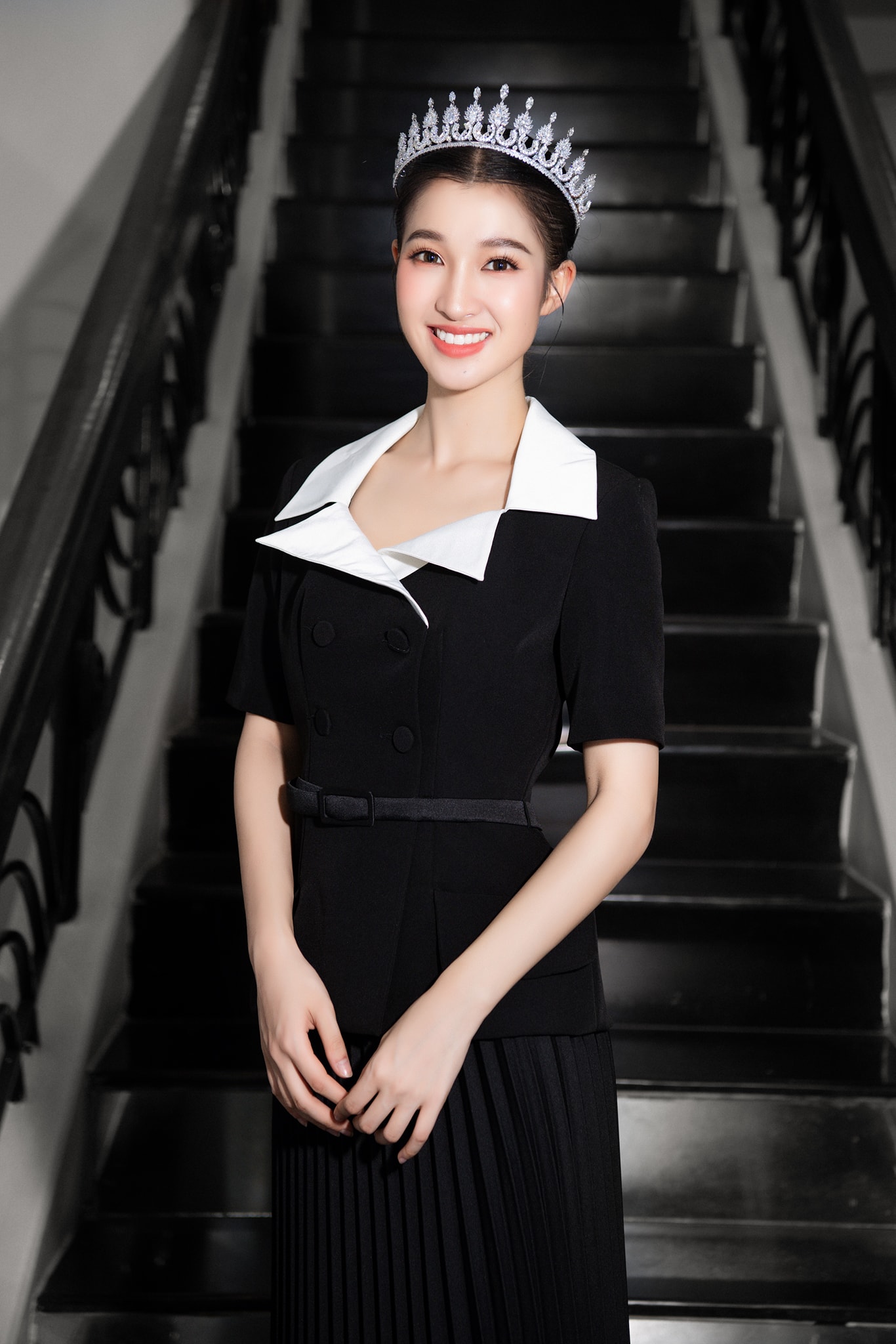 Á hậu Phương Nhi - Ảnh 1