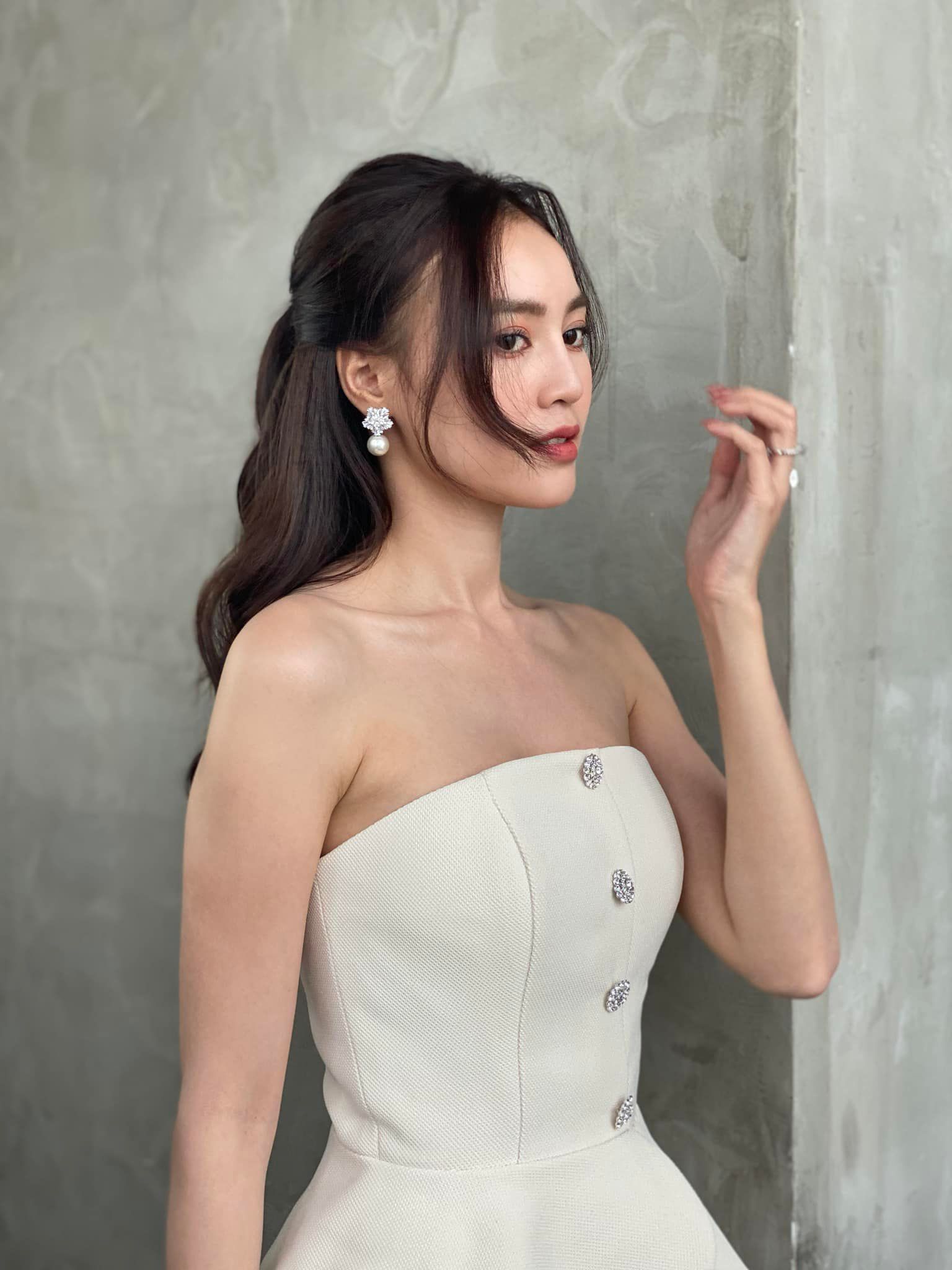 Ninh Dương Lan Ngọc khoe ảnh thẻ trong veo, đẳng cấp 