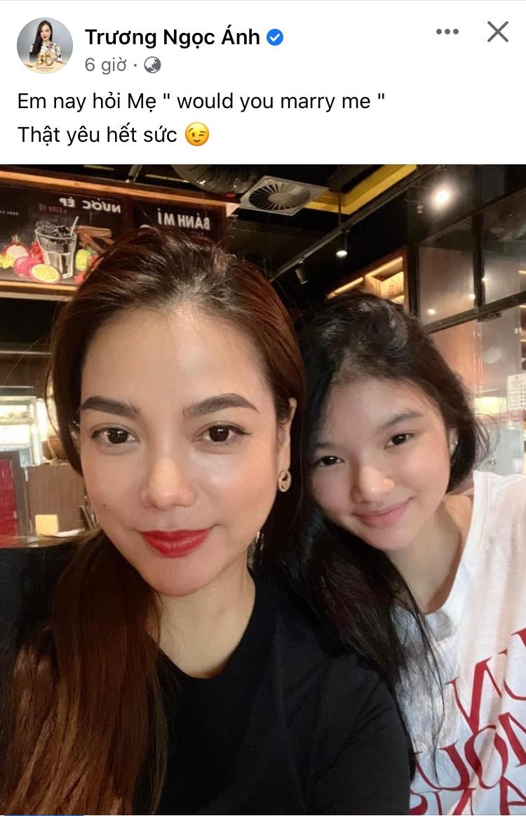 Trương Ngọc Ánh bất ngờ nhận được lời cầu hôn ở tuổi U50? - Ảnh 1