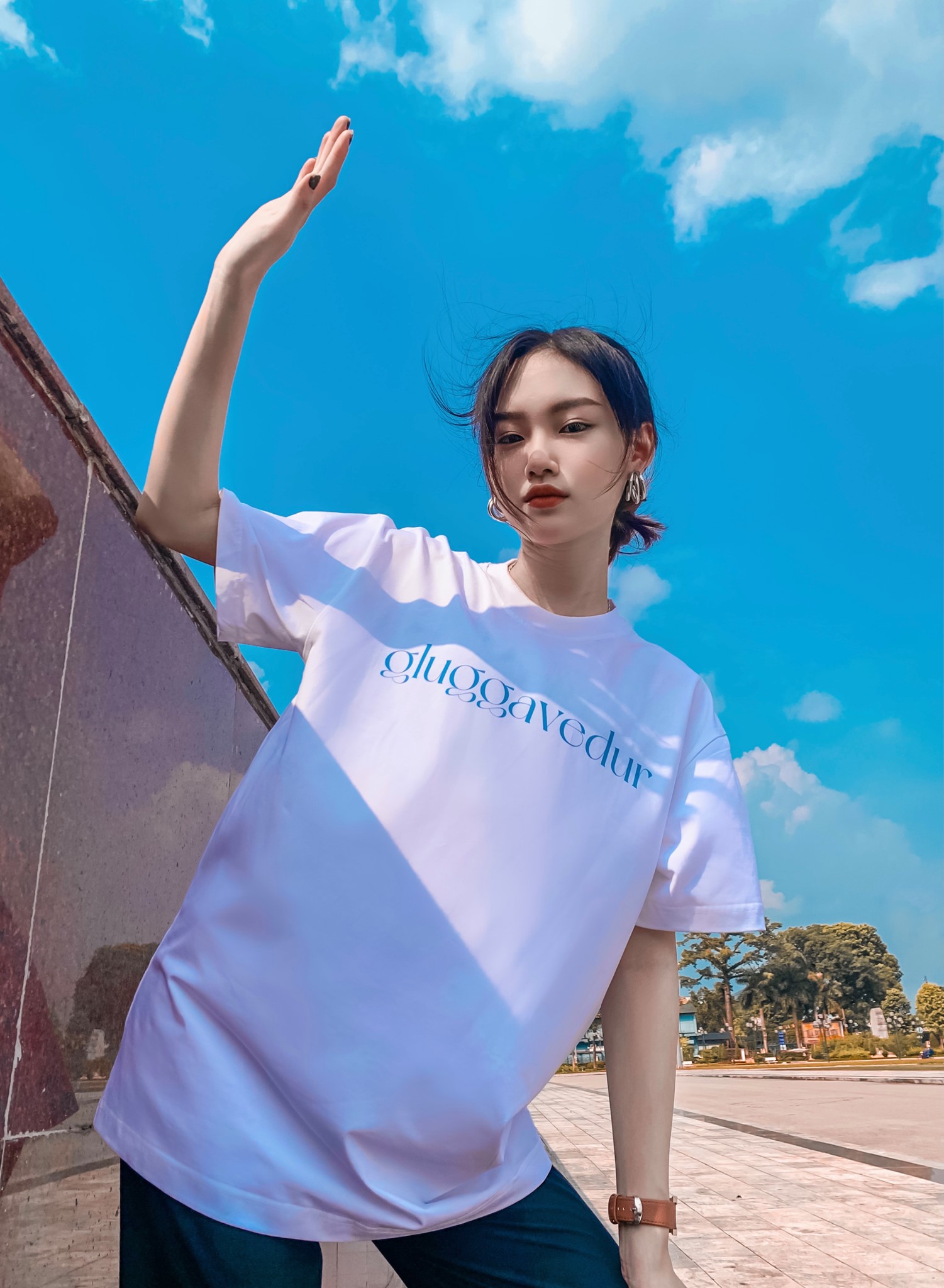 Nữ sinh 2000 bỗng hot rần rần trên MXH vì gương mặt có nhiều nét hao hao Hoàng hậu Nam Phương - Ảnh 3