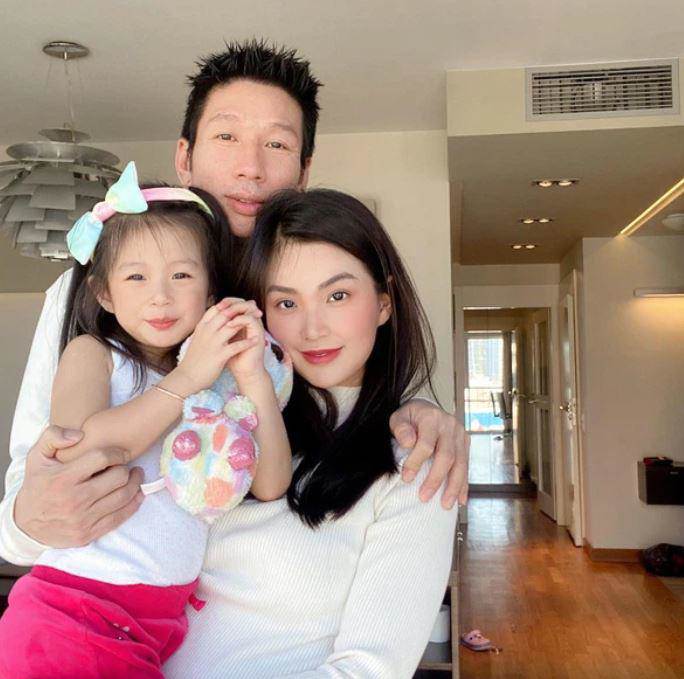 Á hậu Diễm Trang giải thích lý do 