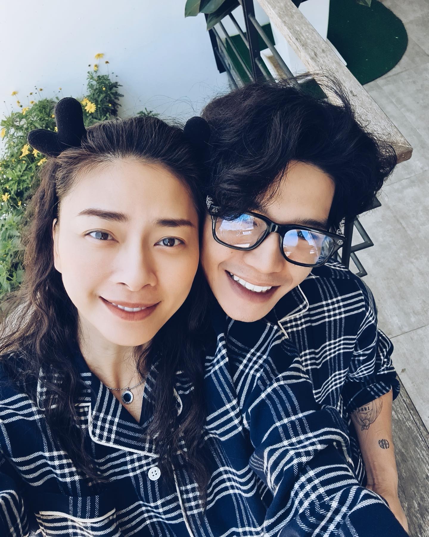 Giữa đêm, Ngô Thanh Vân lên mạng than thở: 