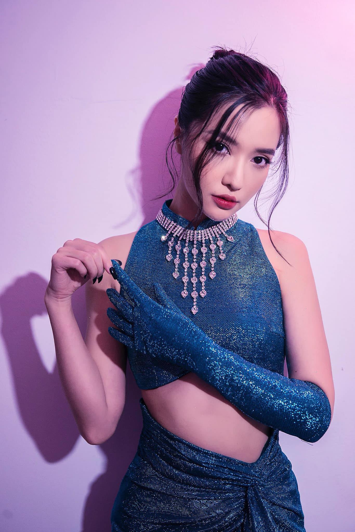 Sao Việt đẹp trai, xinh gái, tài năng nhưng bị chính bố mẹ 