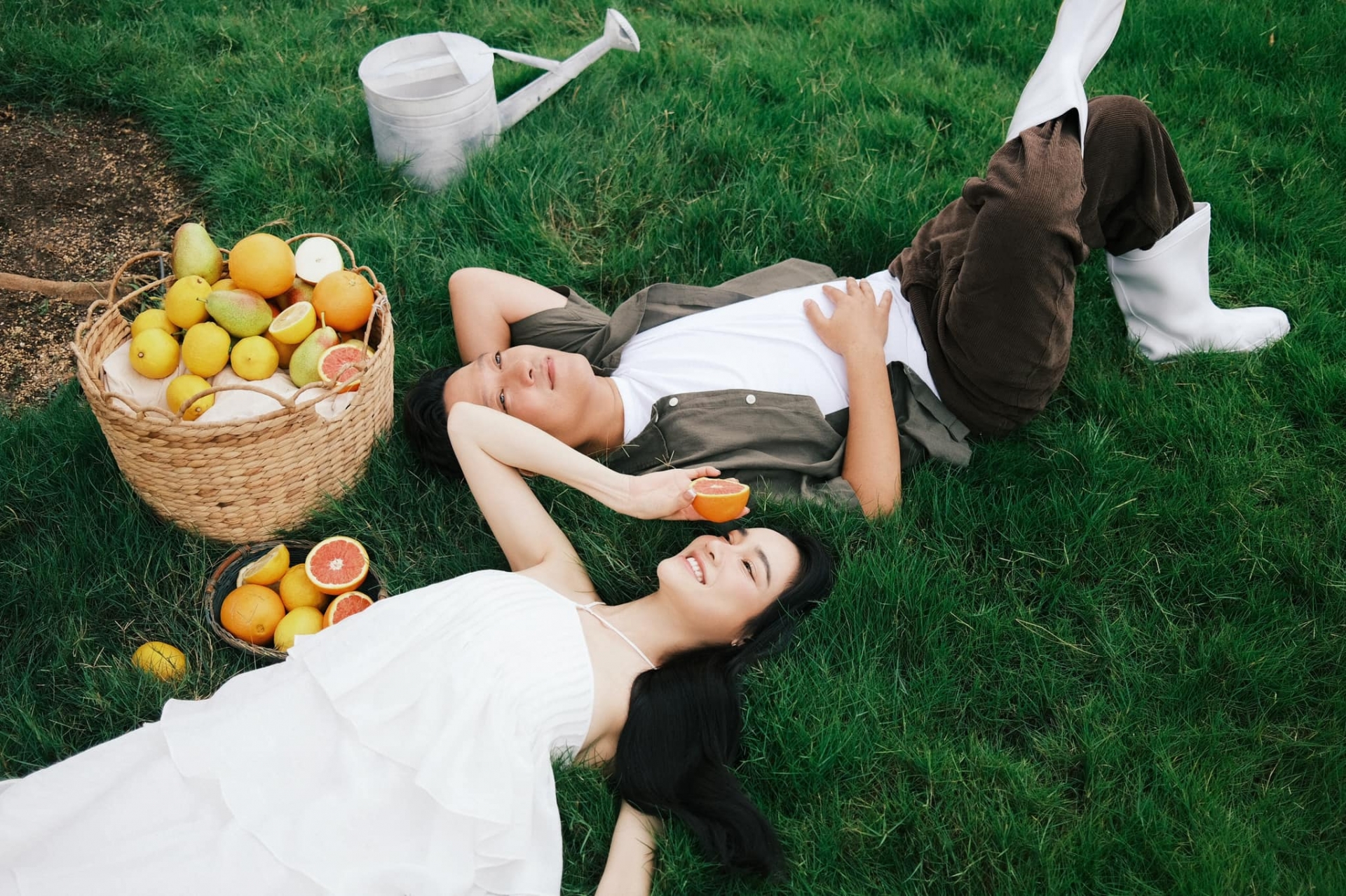 Nhã Phương - Trường Giang đăng ảnh gia đình như phim Hàn, vóc dáng của ái nữ khiến CĐM ngỡ ngàng - Ảnh 1