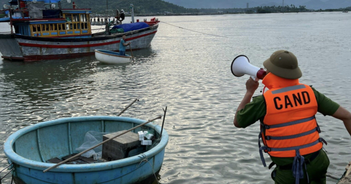 Bão số 4 (Bão Noru) tiến vào biển Đông, dự báo ảnh hưởng trực tiếp miền Trung