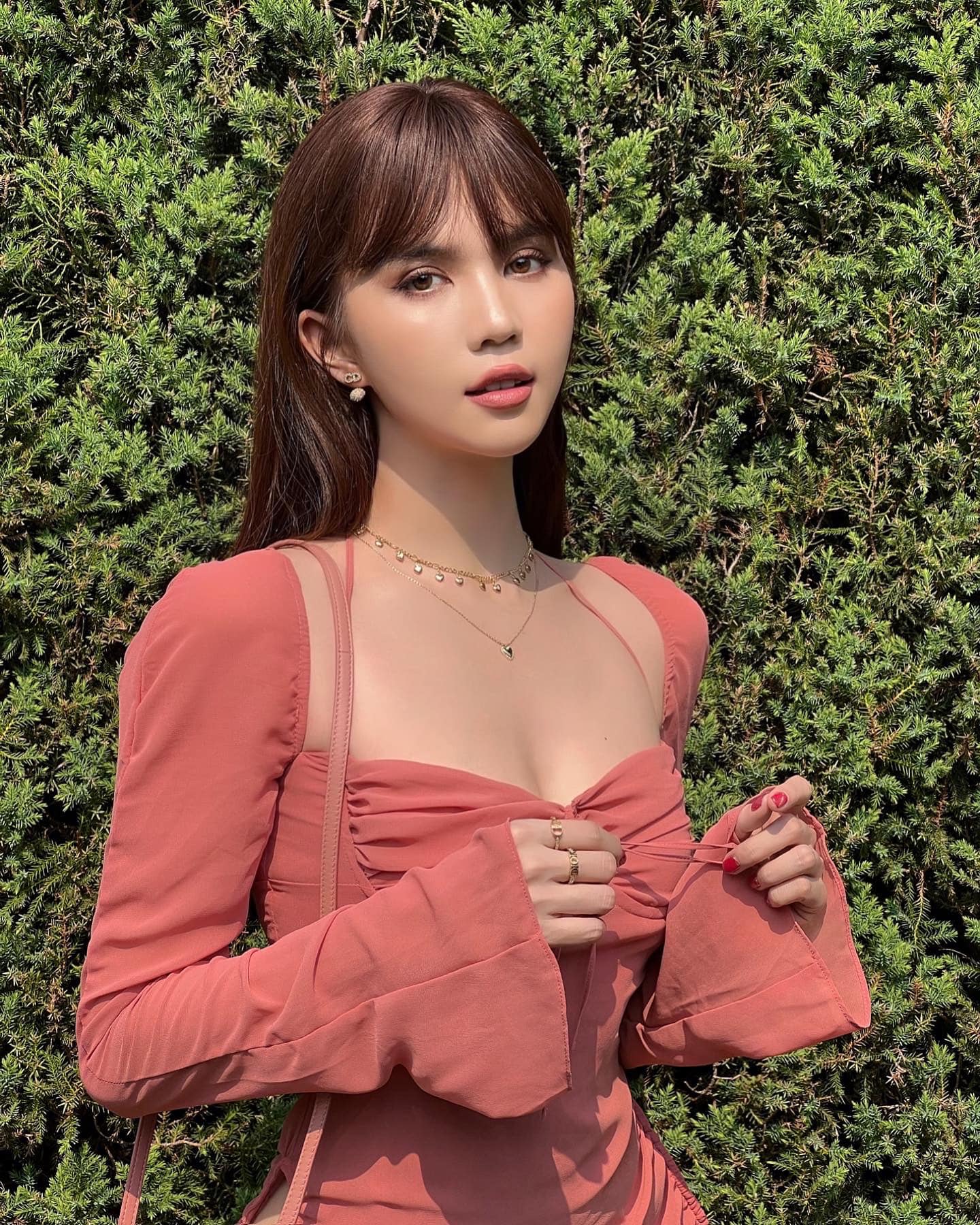 Ngọc Trinh - Ảnh 1