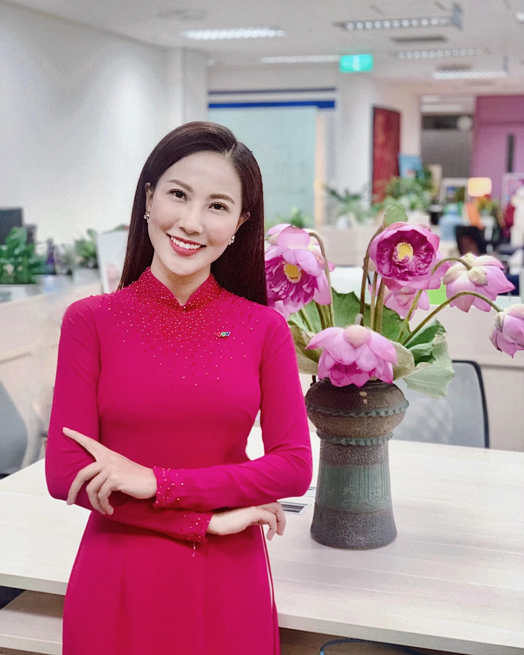 Quỳnh Hoa là ai? Nữ BTV vạ miệng vì phát ngôn 