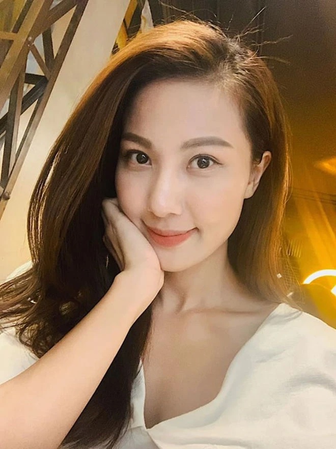Quỳnh Hoa là ai? Nữ BTV vạ miệng vì phát ngôn 