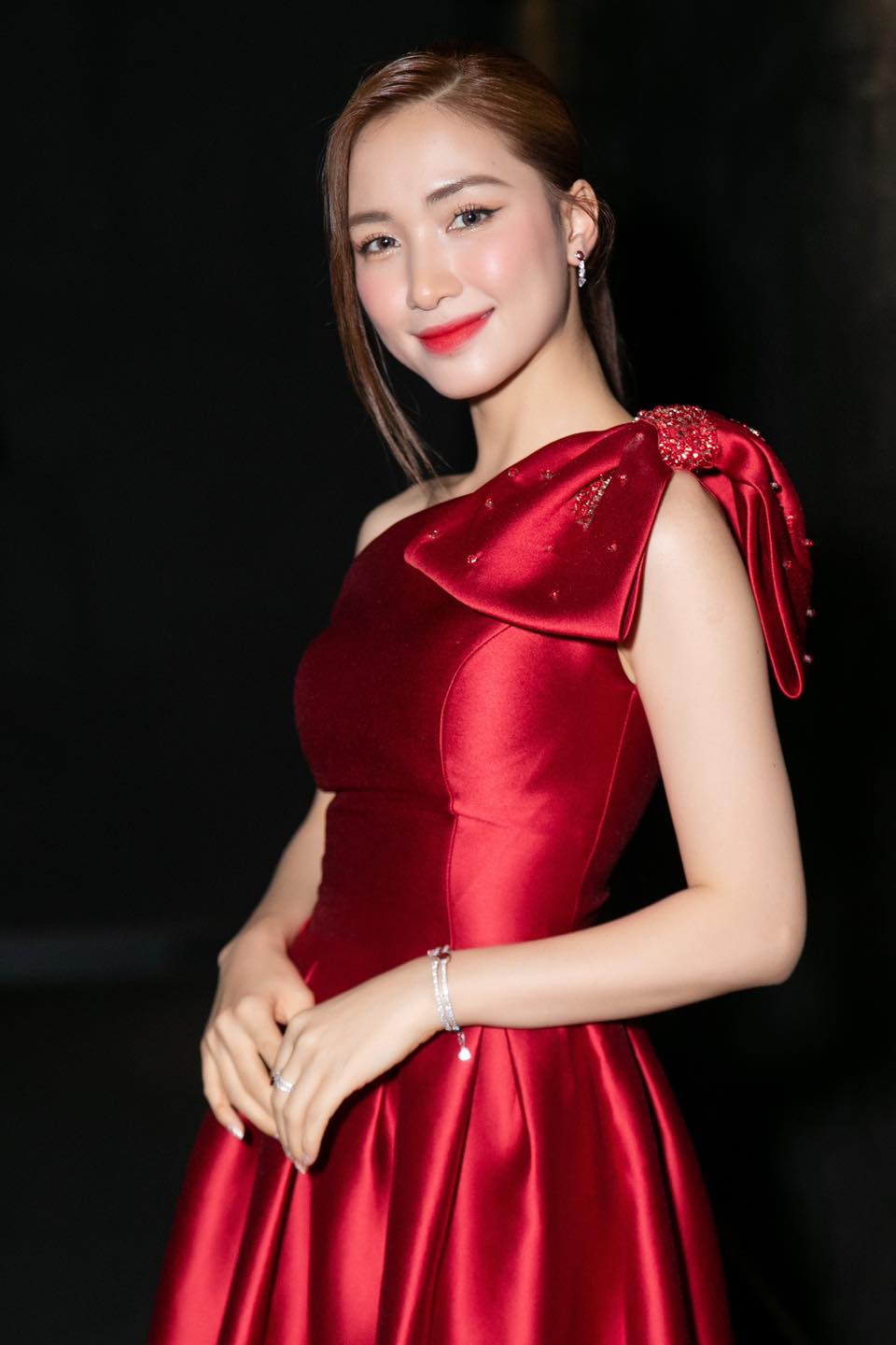 Bé Bo nhà Hòa Minzy - Ảnh 2