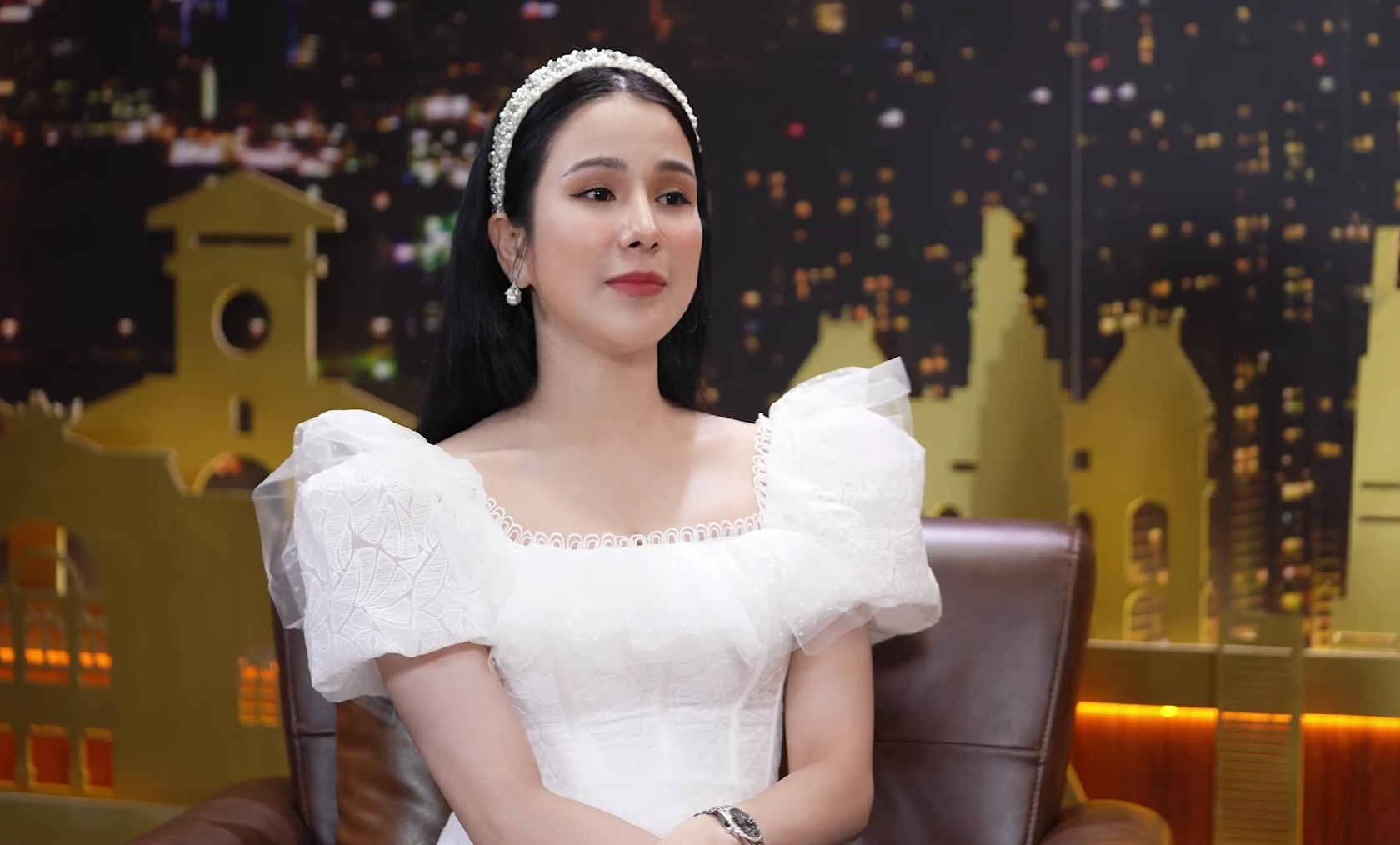 Diệp Lâm Anh lần đầu tiết lộ về cuộc nói chuyện với 