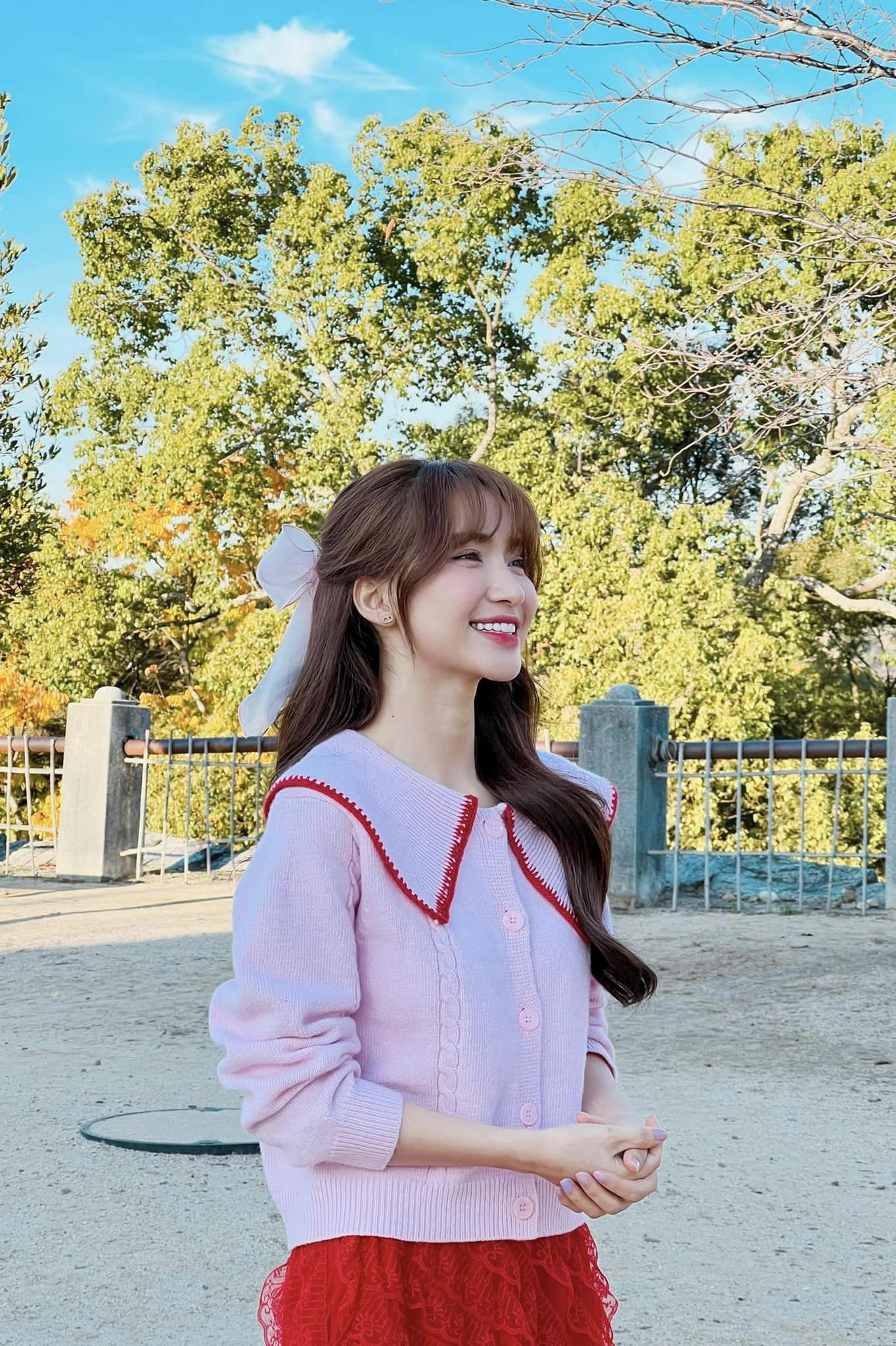 Mỹ Tâm, Hòa Minzy, Thùy Tiên mix đồ len cực chất cho mùa đông - Ảnh 1