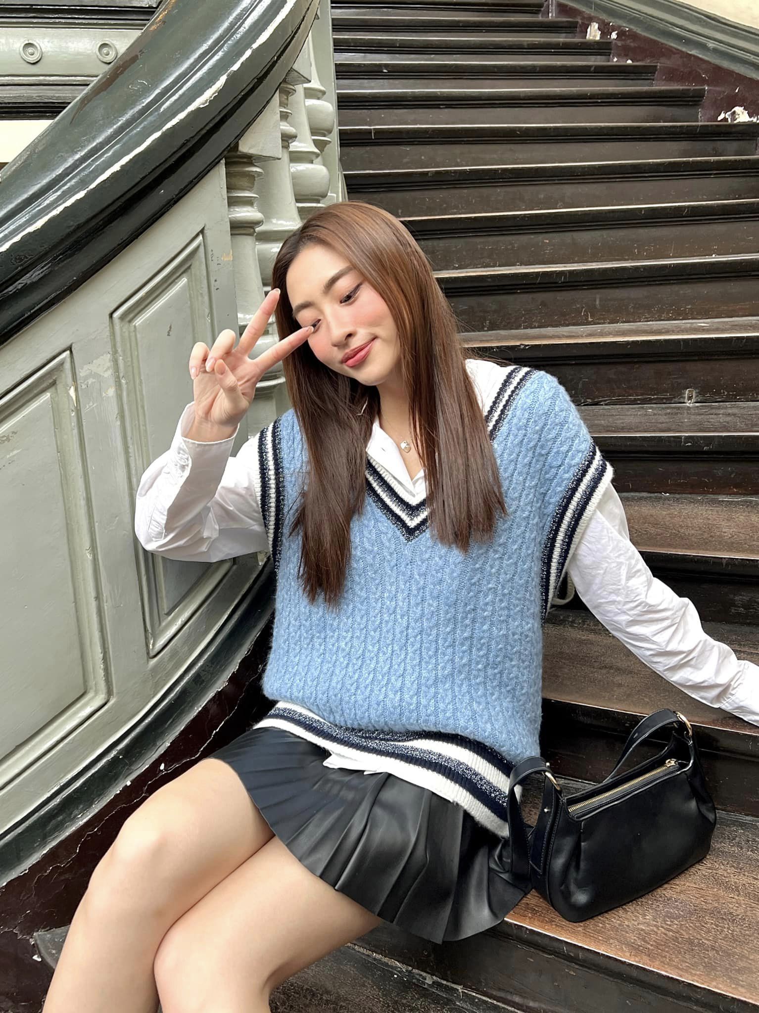 Mỹ Tâm, Hòa Minzy, Thùy Tiên mix đồ len cực chất cho mùa đông - Ảnh 4