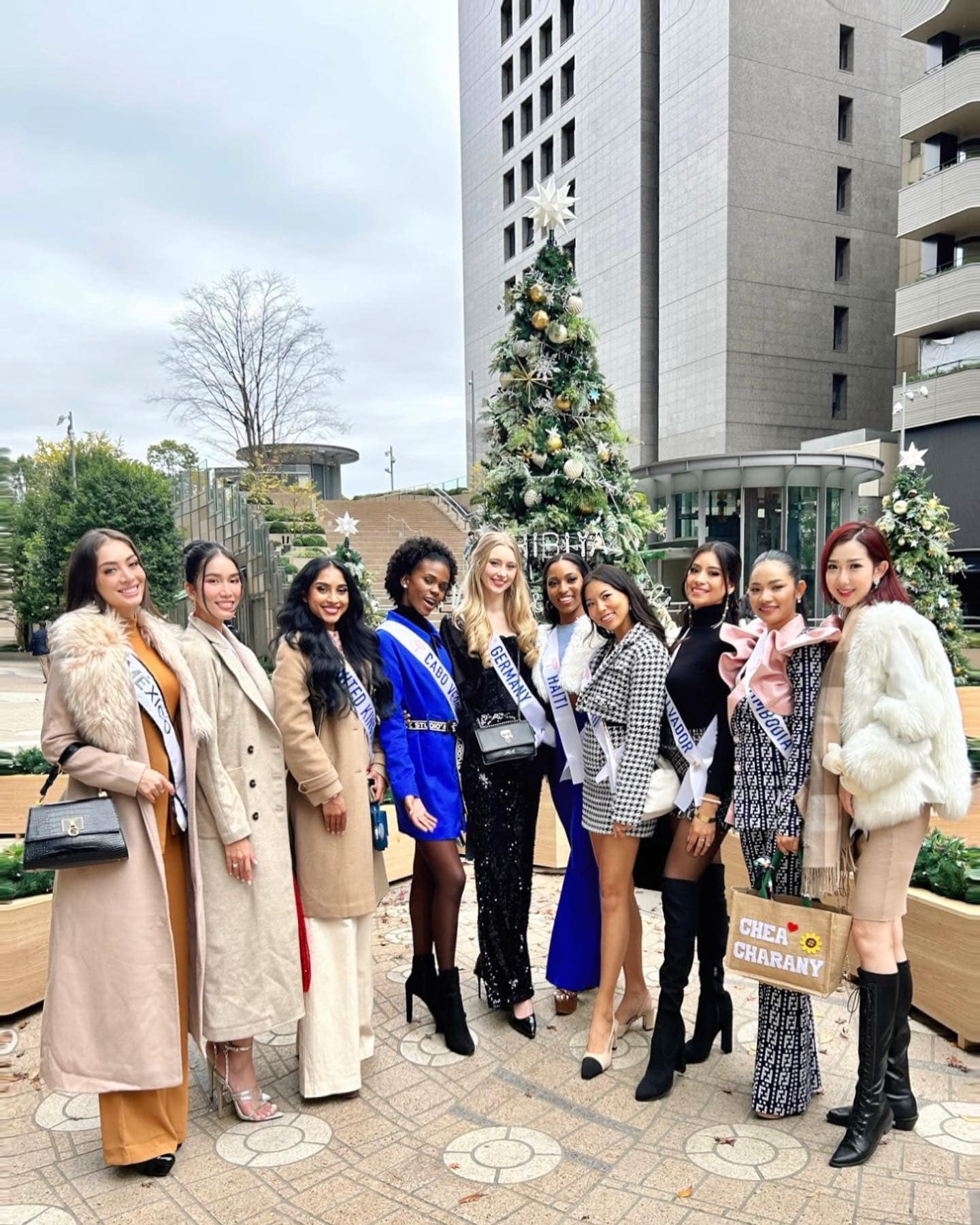 Á hậu Phương Anh nhập cuộc với phong cách chuẩn Miss International, ngày đội vương miện không còn xa - Ảnh 1
