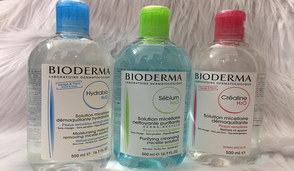 Nước tẩy trang Bioderma có 3 loại chính dành cho da nhạy cảm, da khô và da dầu mụn.