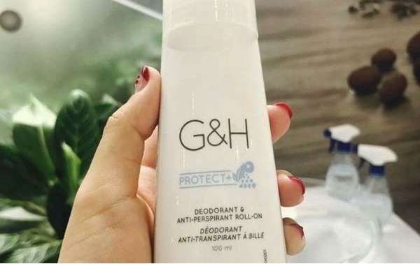 [REVIEW] Lăn khử mùi Amway có tốt không?