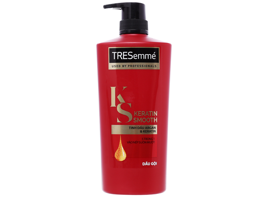Dầu gội TReSemme Keratin Smooth là dòng dầu gội giúp chăm sóc mái tóc theo chuẩn salon.