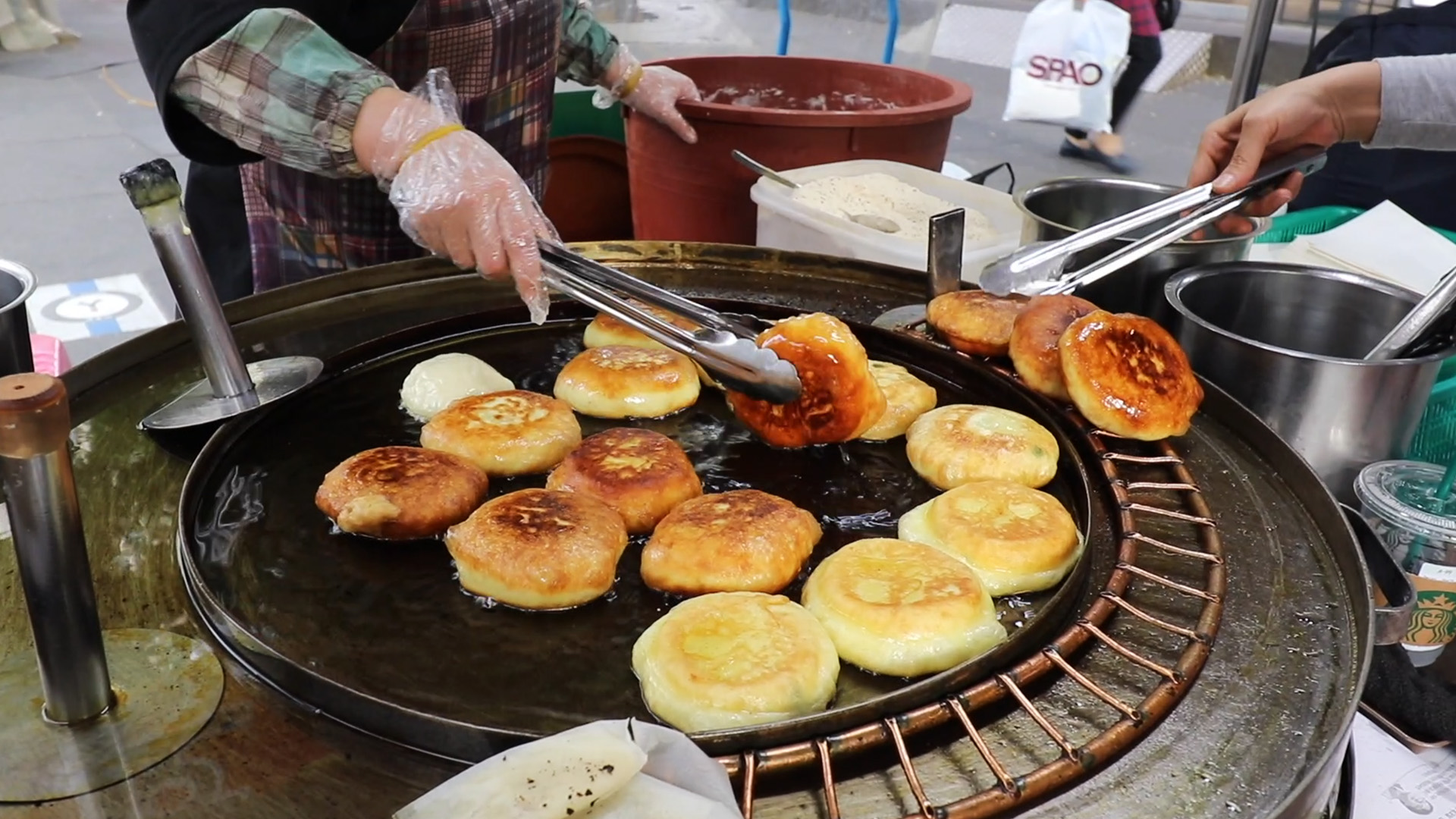 5 món ăn đường phố nghe tên là thấy thèm của ẩm thực Hàn Quốc - Ảnh 4