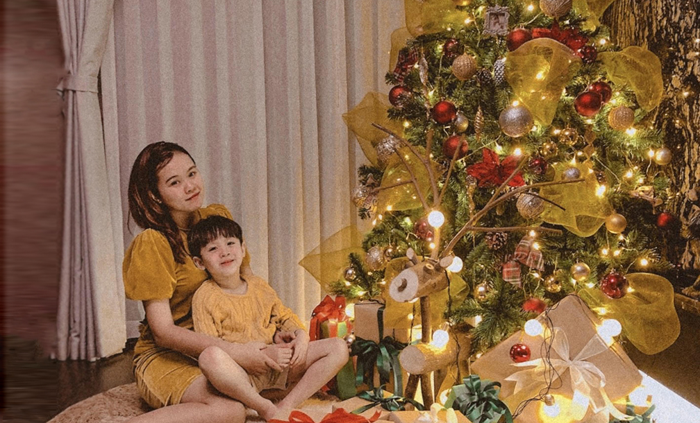Mẹ đảm tự tay trang trí nhà Giáng sinh đẹp phát hờn với chi phí rẻ bất ngờ
