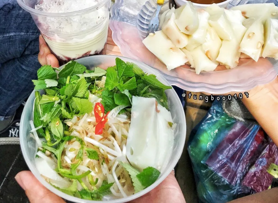 Bánh đúc nộm, món ăn chơi thanh cảnh ngày hè của Hà Nội