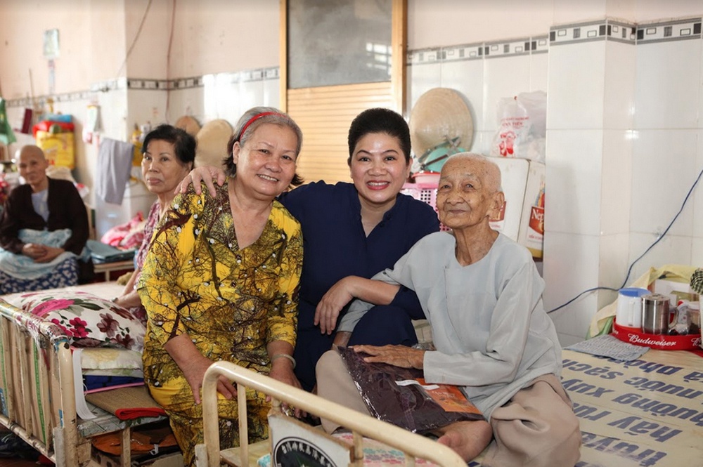 Shark Liên góp 500 triệu, phát động chương trình thiện nguyện hướng về Sài Gòn