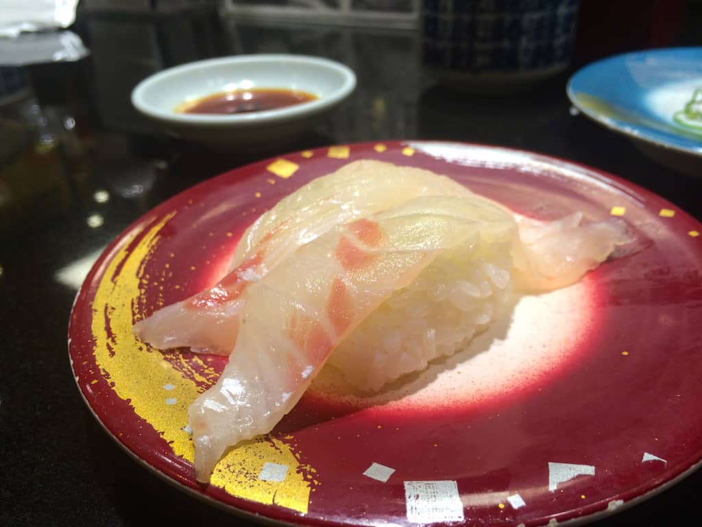 Cách ăn sushi đúng chuẩn Nhật Bản: 5 nguyên tắc cần biết khi ăn sushi - Ảnh 4
