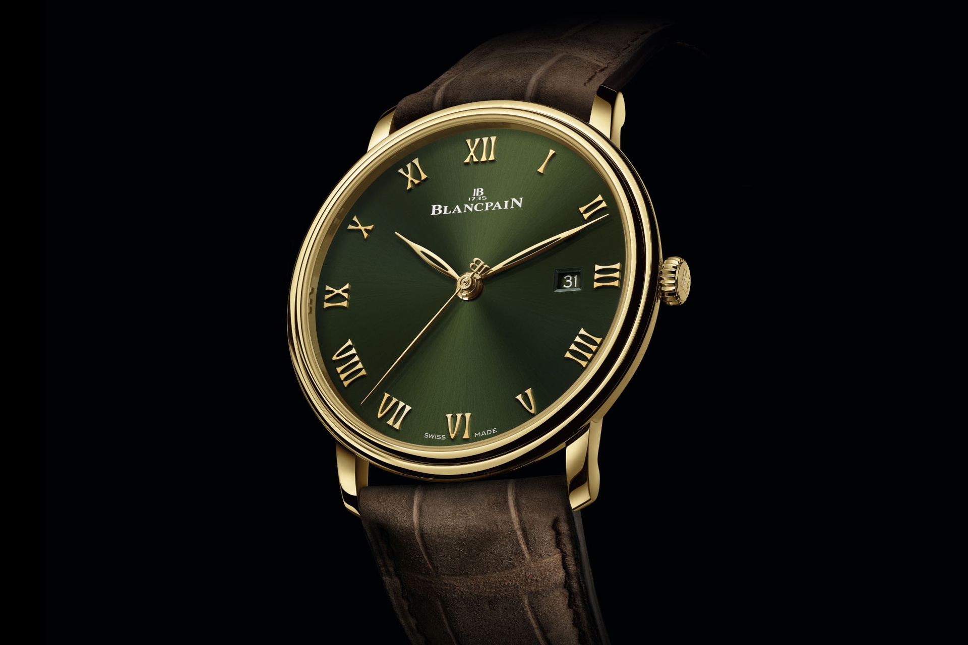 Nói đến mẫu đồng hồ đậm chất cổ điển thì không thể bỏ qua Blancpain Villeret Extraplate Botique Edition. Phiên bản mặt đồng hồ xanh lá đơn giản với phom dáng cổ điển