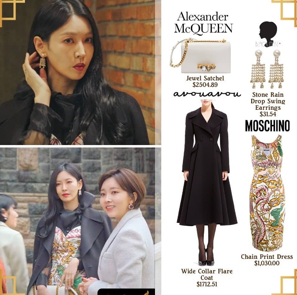 Thậm chí khi diện những trang phục sặc sỡ, Kim So Yeon cũng không quên phối cùng đồ đen - trang phục vốn tạo nên thương hiệu thời trang riêng của cô trong phim. Nữ diễn viên khoác chiếc áo dress coat đen của thương hiệu Avouavou có giá 1712 đô (khoảng 40 triệu đồng) cùng chiếc đầm ôm hoạ tiết nổi bật của Moschino có giá hơn 22 triệu đồng. Nữ diễn viên cũng không quên phụ kiện đi kèm gồm hoa tai đính đá khoảng 700.000 đồng và túi xách Alexander McQueen có giá hơn 57 triệu đồng.