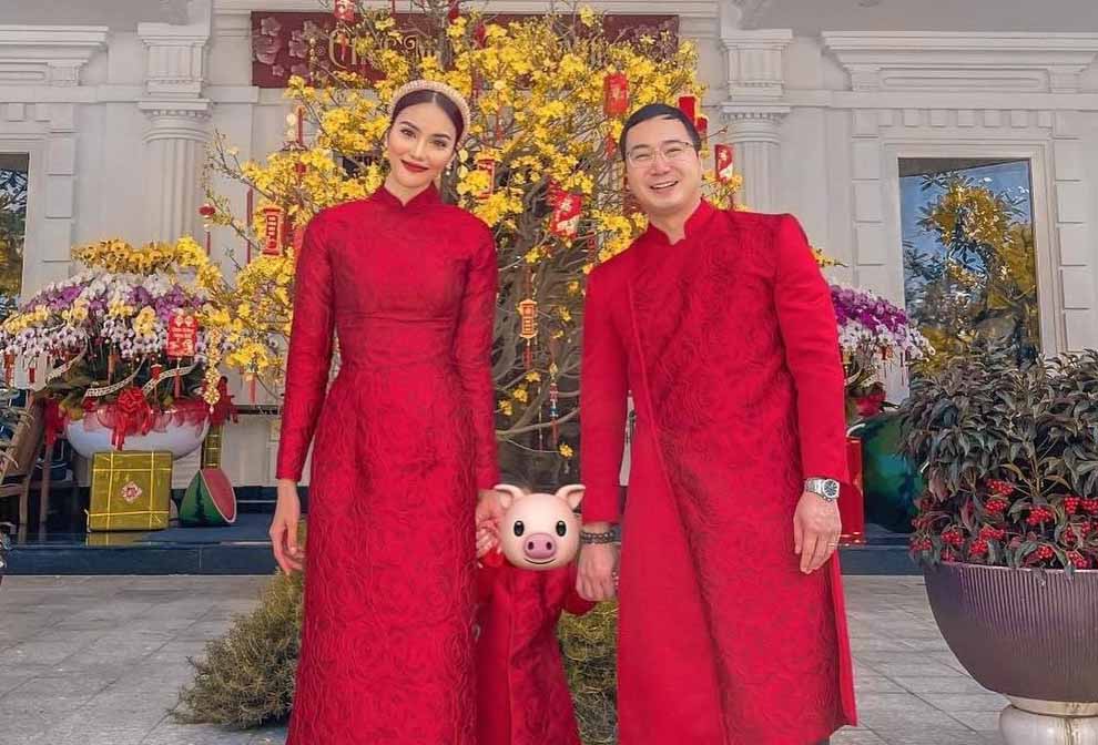 Thời trang mùng 1 Tết Tân Sửu của các cặp vợ chồng mới cưới showbiz Việt 