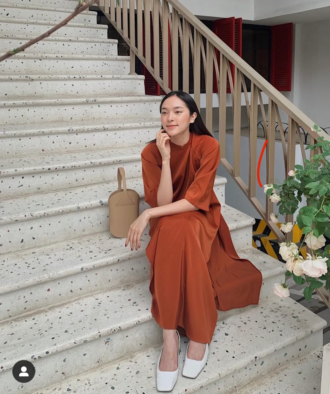 Con gái, con dâu lẫn con dâu tương lai nhà Jonathan Hạnh Nguyễn đọ sắc với áo dài trong ngày Tết - Ảnh 4