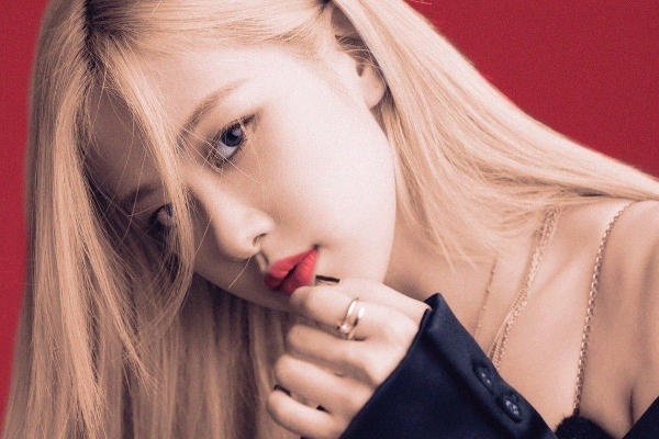 Cách chăm sóc tóc tẩy đẹp như Rosé (BLACKPINK)