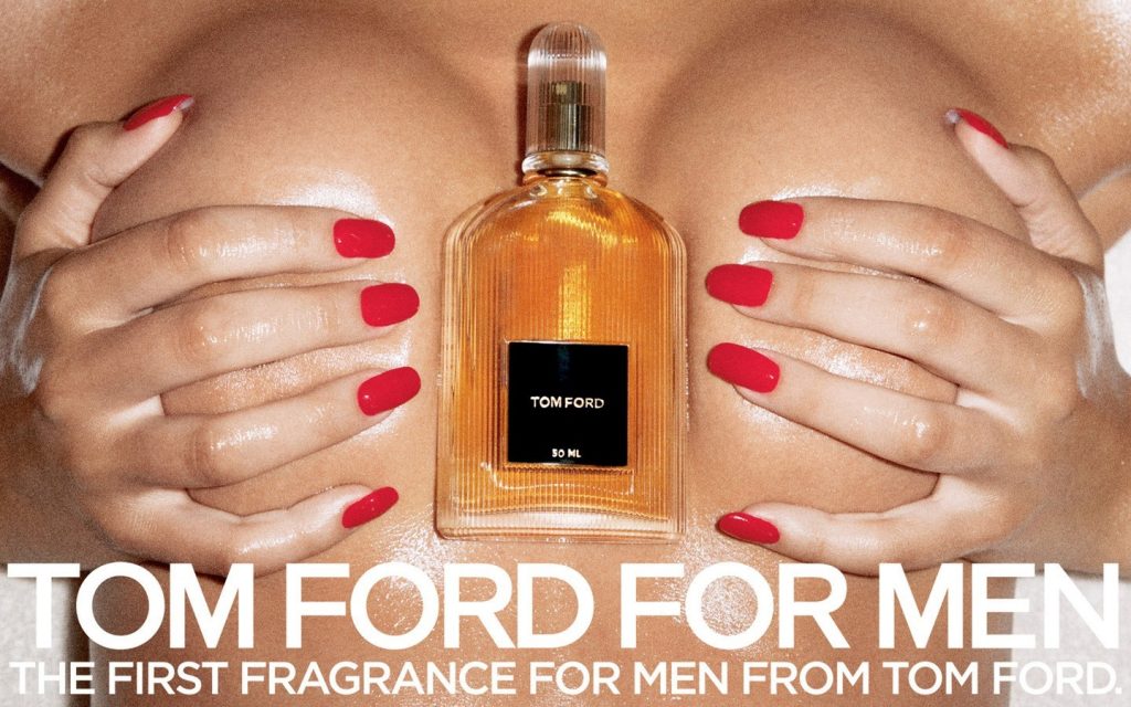 Bức ảnh ẩn chứa sự xúc phạm nghiêm trọng đối với phụ nữ. Tom Ford bị cho là đã xem nhẹ giá trị của người phụ nữ.