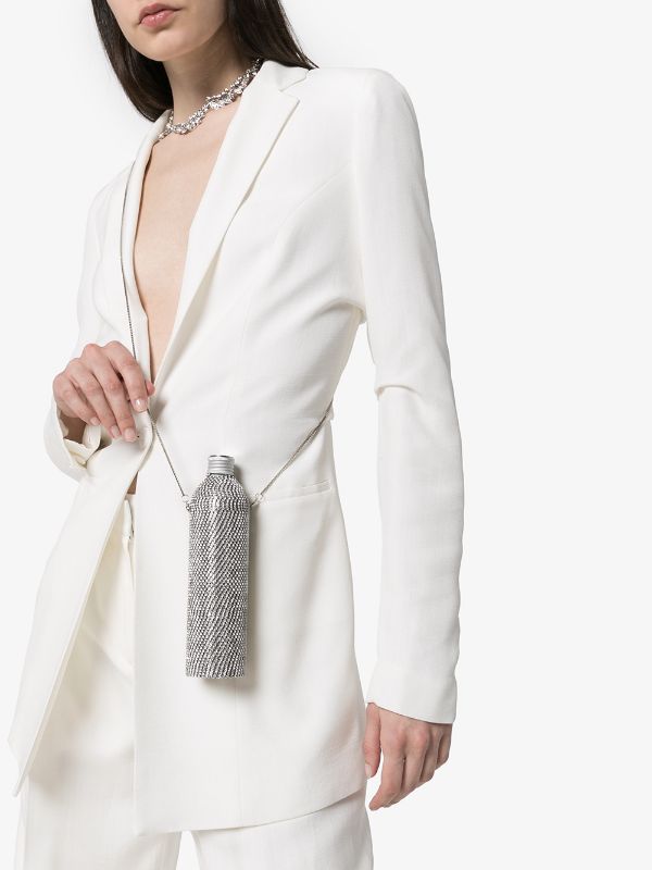 Chiếc túi xách hình chai nước lấp lánh của thương hiệu Rosantica. Bạn có thể sử dụng nó như một món phụ kiện trang sức.