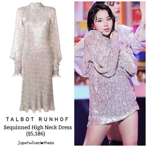 Có lẽ nên khuyến cáo stylist nhà JYP không nên cắt váy cho các thành viên Twice nữa. Cứ mỗi lần Chaeyoung mà mặc váy được cắt phăng là bảo đảm mất phom, nuốt dáng. Váy 120 triệu của Talbot Runhof cũng thành bộ đồ 'vớt' đại ngoài chợ Kim Biên.