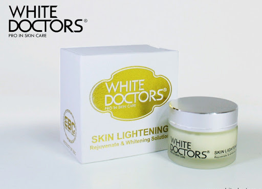 White Doctors Skin Lightening có giá tham khảo 450.000 đồng.
