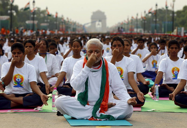 Yoga có nguồn gốc từ Ấn Độ khoảng 5000 năm trước, gắn liền với Phật giáo và Hồi giáo.